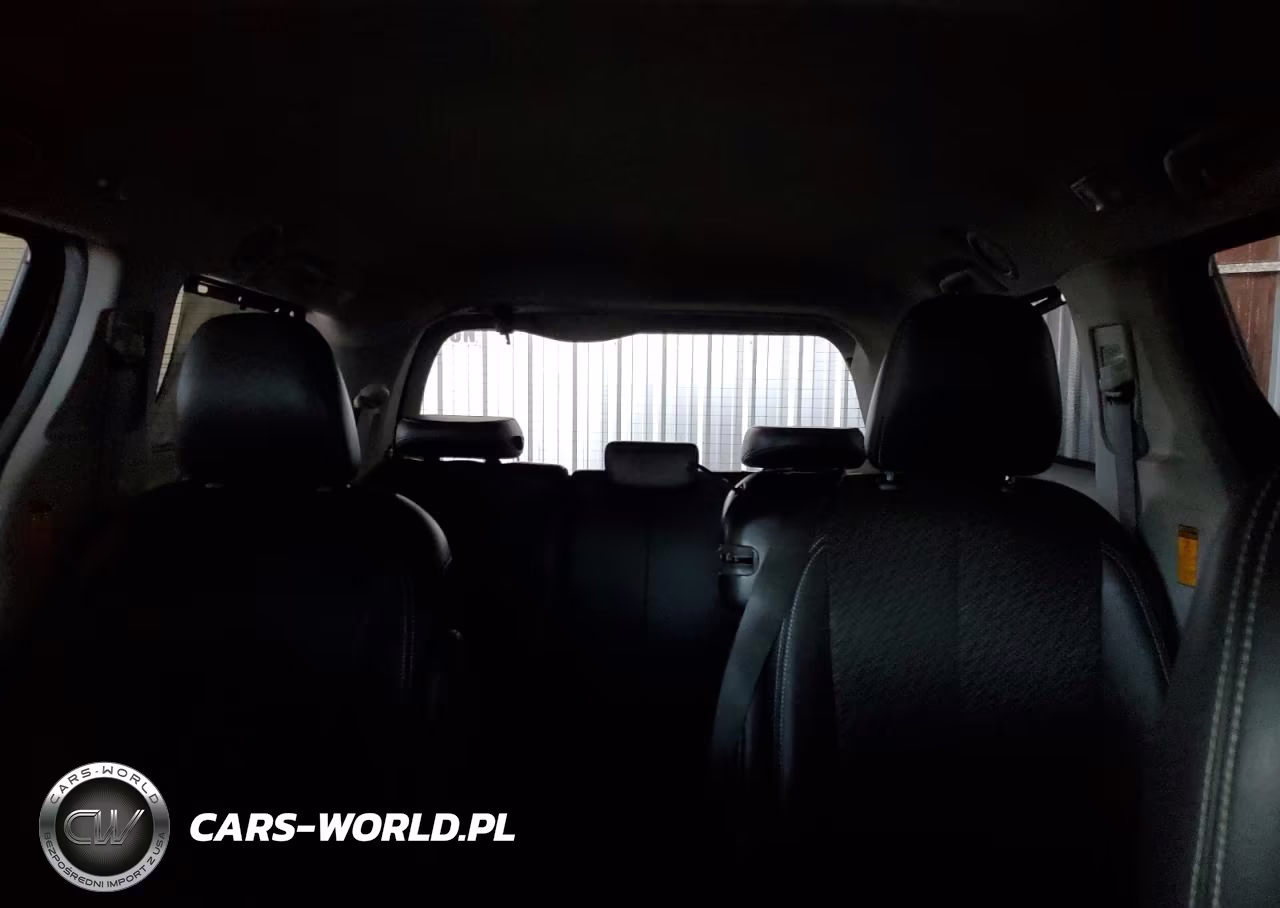 2014 Toyota Sienna Sport VIN:5TDXK3DC8ES442804 - 10