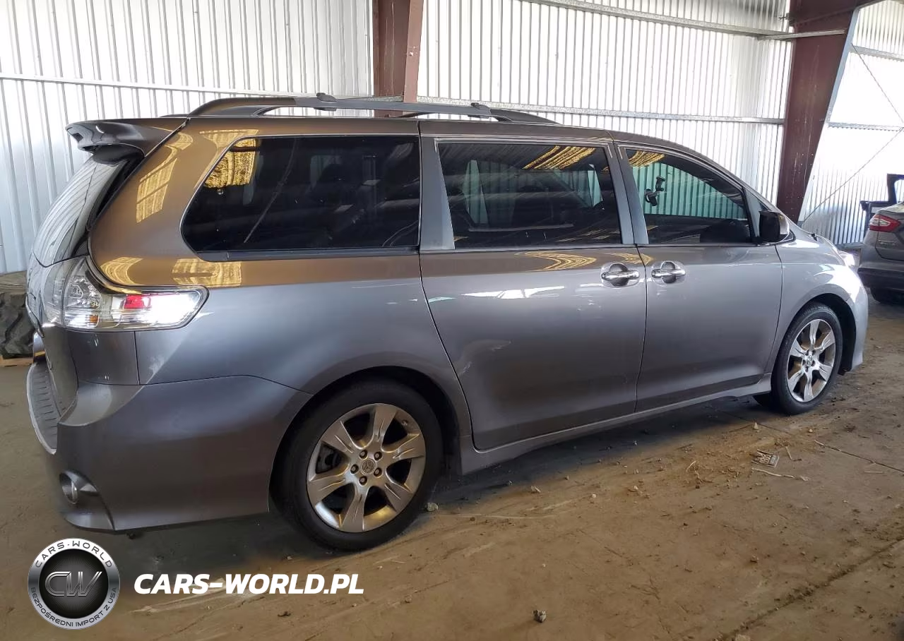 2014 Toyota Sienna Sport VIN:5TDXK3DC8ES442804 - 3