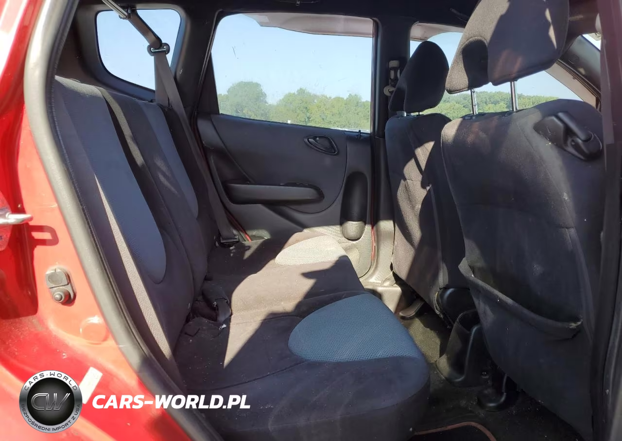 2008 Honda Fit Sport VIN:JHMGD38688S070602 - 10