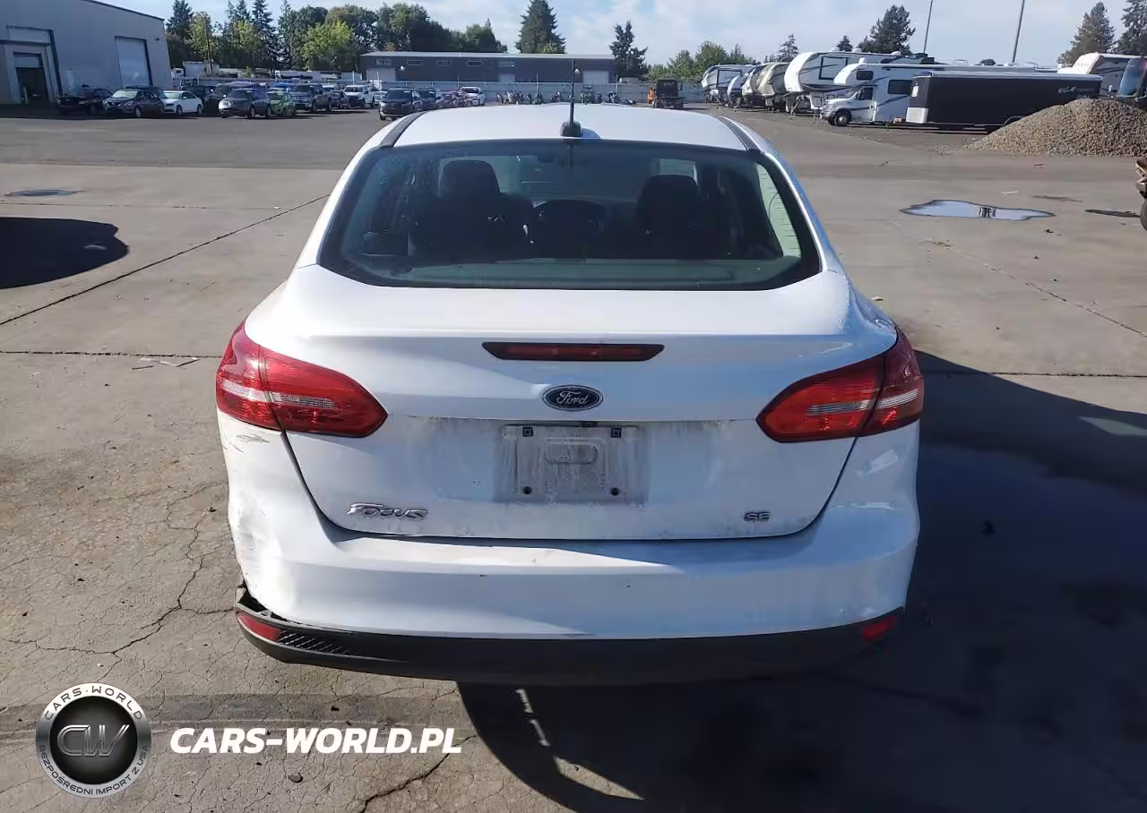 2016 Ford Focus VIN:1FADP3F26GL373503 - 6