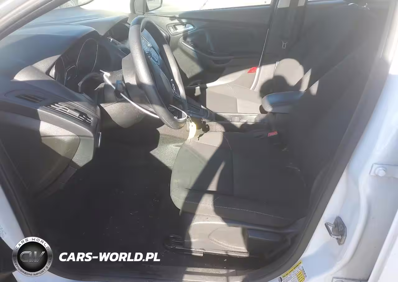 2016 Ford Focus VIN:1FADP3F26GL373503 - 7