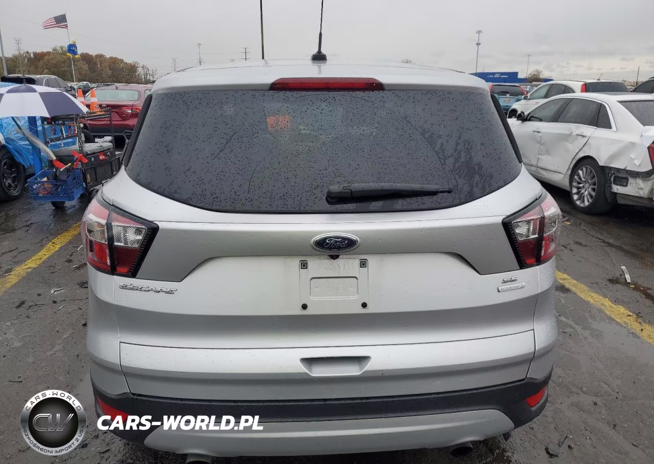 2017 Ford Escape Se VIN:1FMCU0GD7HUD58223 - 6