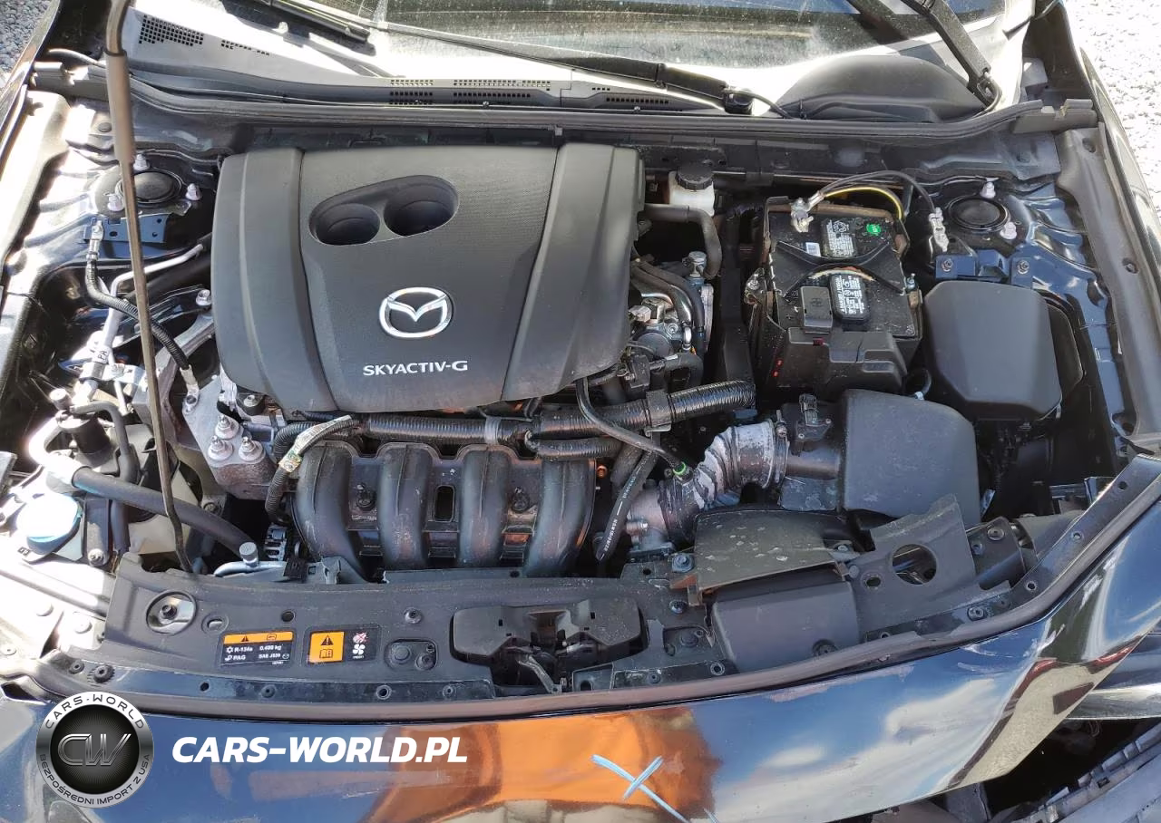2019 Mazda 3 Preferred Plus VIN:JM1BPACL1K1107121 - 11