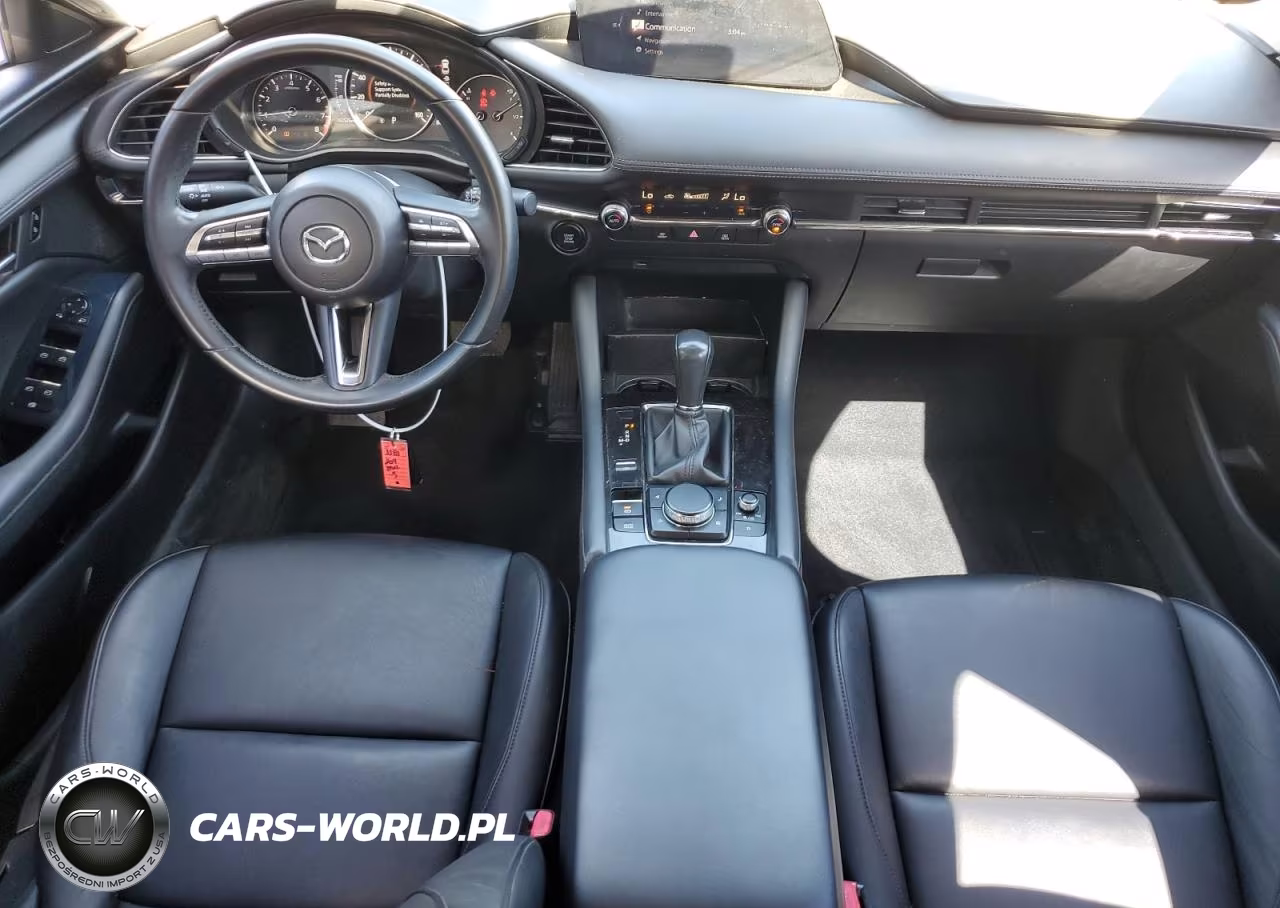 2019 Mazda 3 Preferred Plus VIN:JM1BPACL1K1107121 - 8