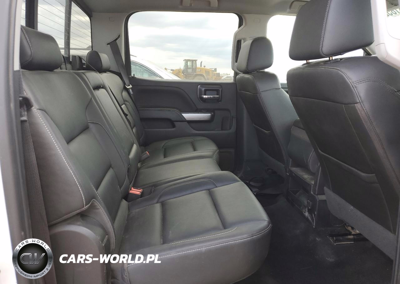 2018 Chev Silverado K1500 Lt VIN:3GCUKREC9JG149586 - 10