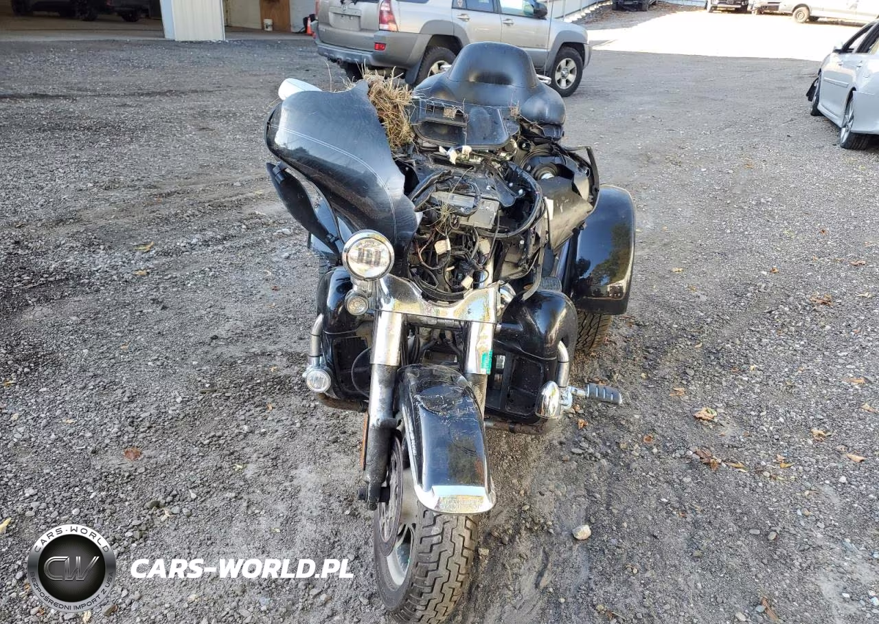 2020 Harley-Davidson Flhtcutg VIN:1HD1MAF16LB857400 - 2