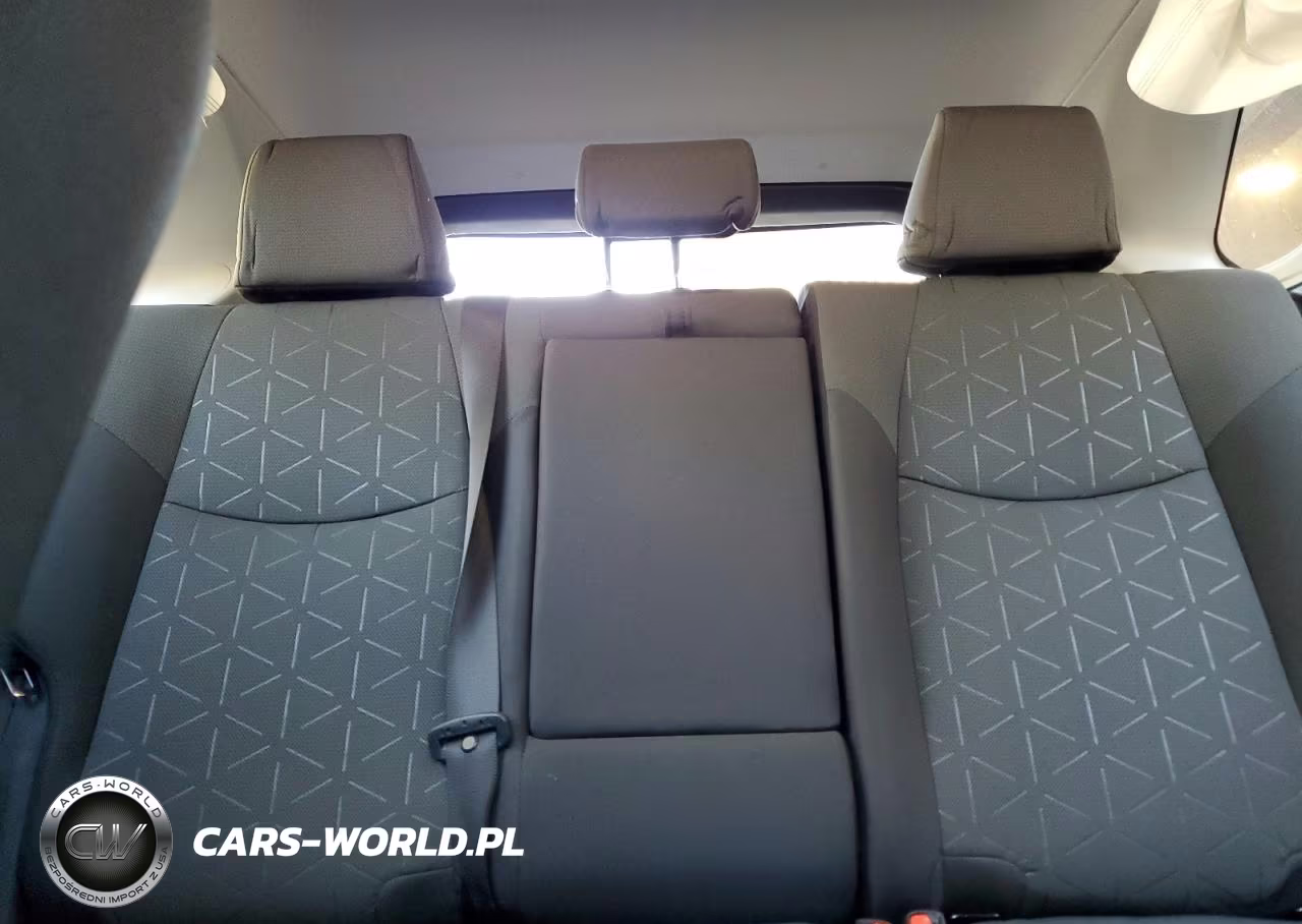 2024 Toyota Rav4 Xle VIN:2T3P1RFV3RC394462 - 10