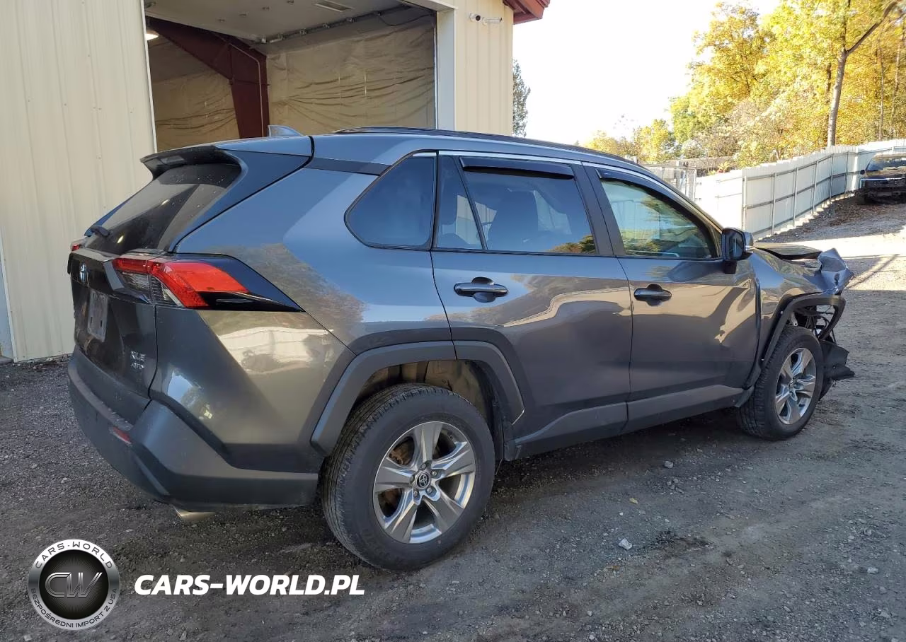 2024 Toyota Rav4 Xle VIN:2T3P1RFV3RC394462 - 3