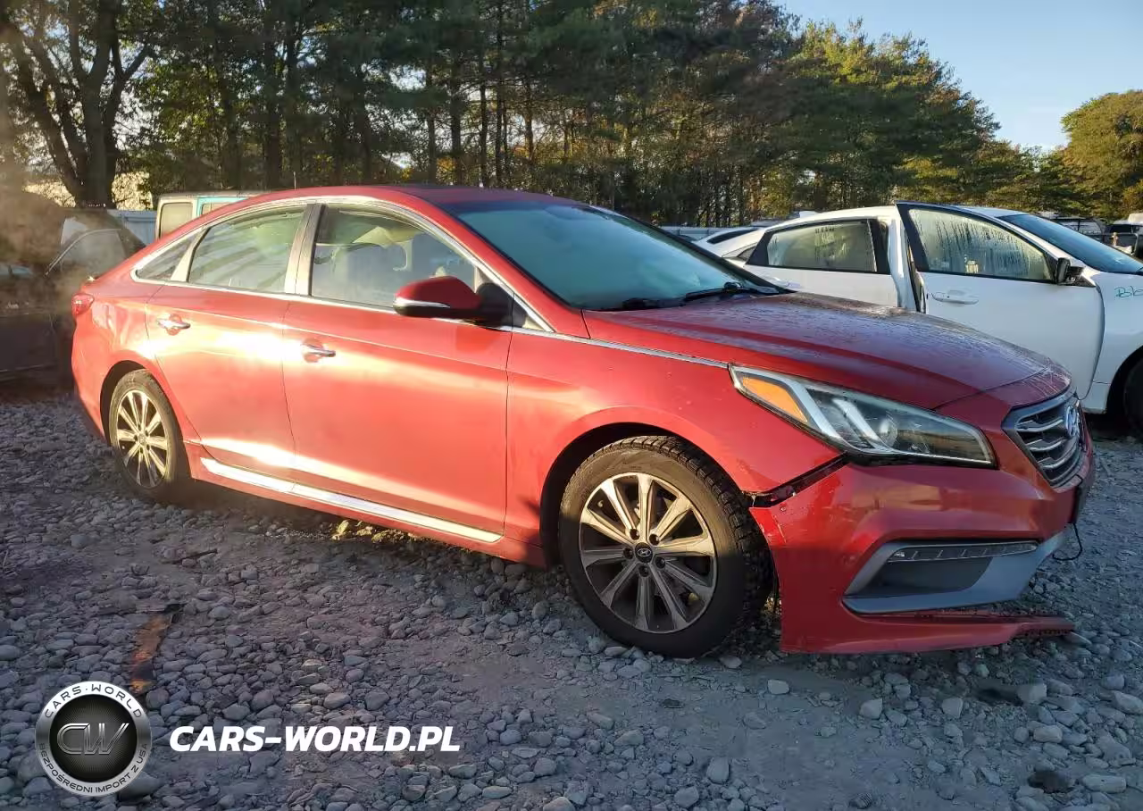 2017 Hyundai Sonata Sport VIN:5NPE34AF9HH510059 - 4