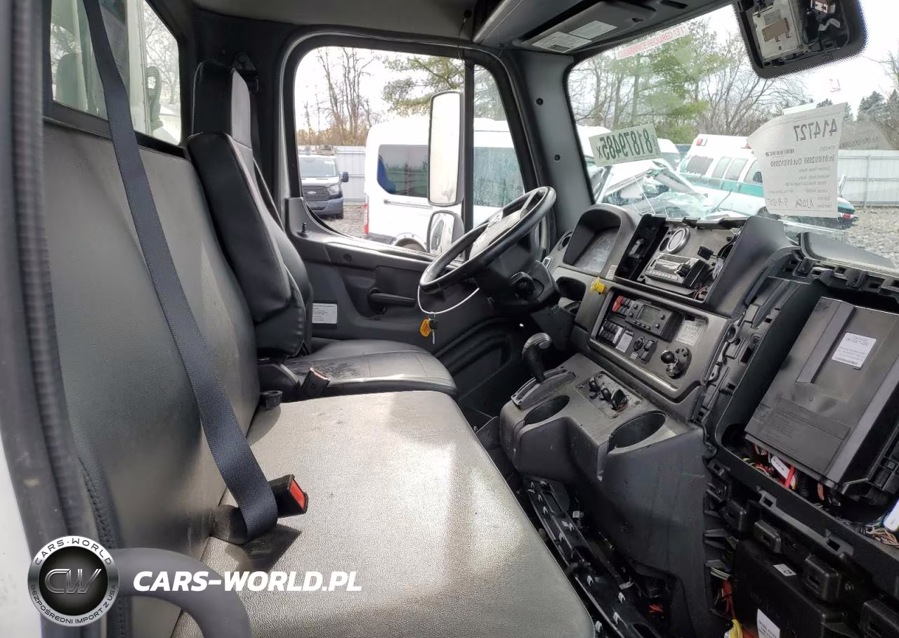 2024 Freightliner Buisness Class M2 Refrigerated Box Truck VIN:1FVACWFC1RHUN5751 - 5