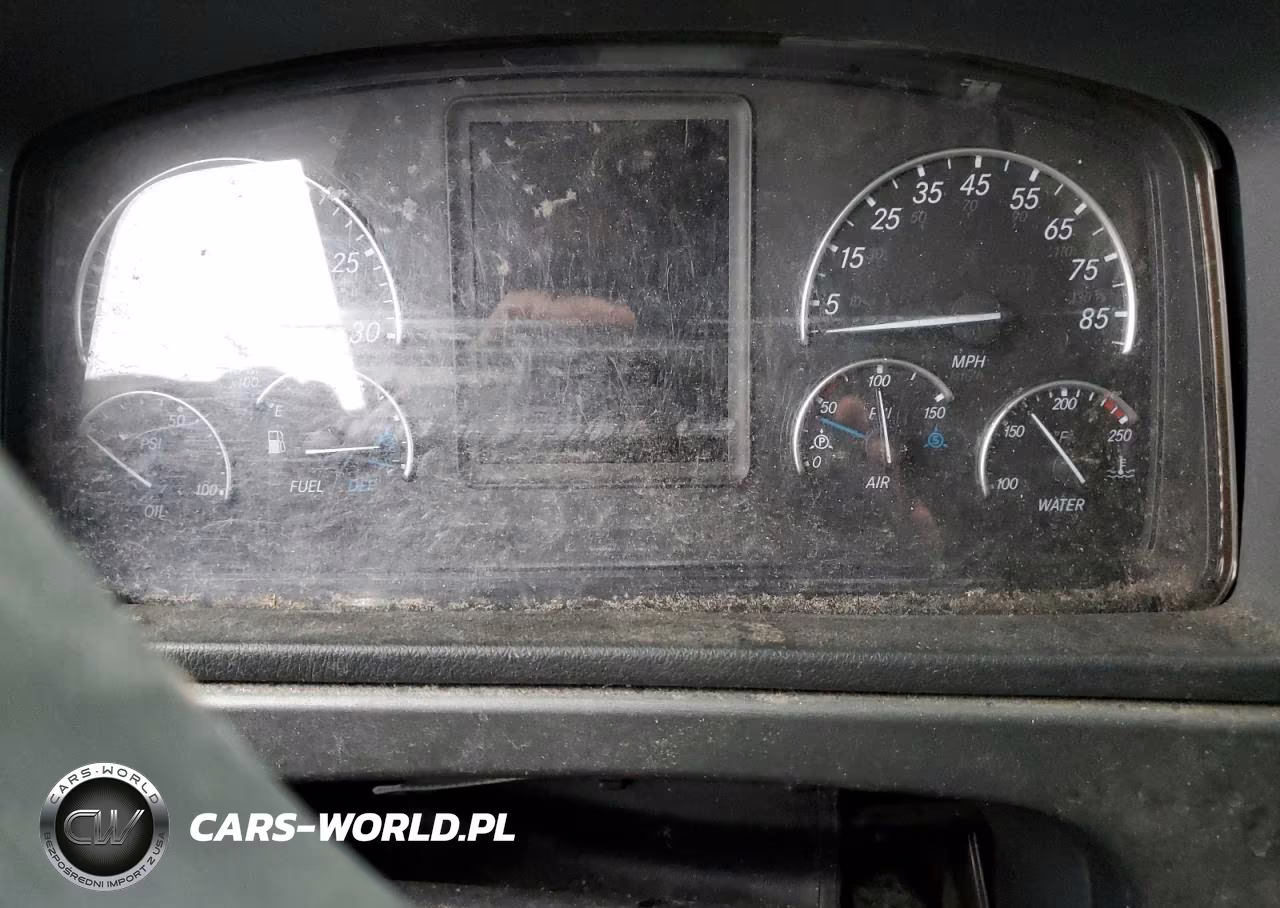 2024 Freightliner Buisness Class M2 Refrigerated Box Truck VIN:1FVACWFC1RHUN5751 - 8