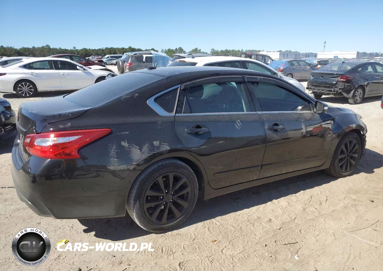 2017 Nissan Altima 2.5 VIN:1N4AL3AP6HC180349 - 3