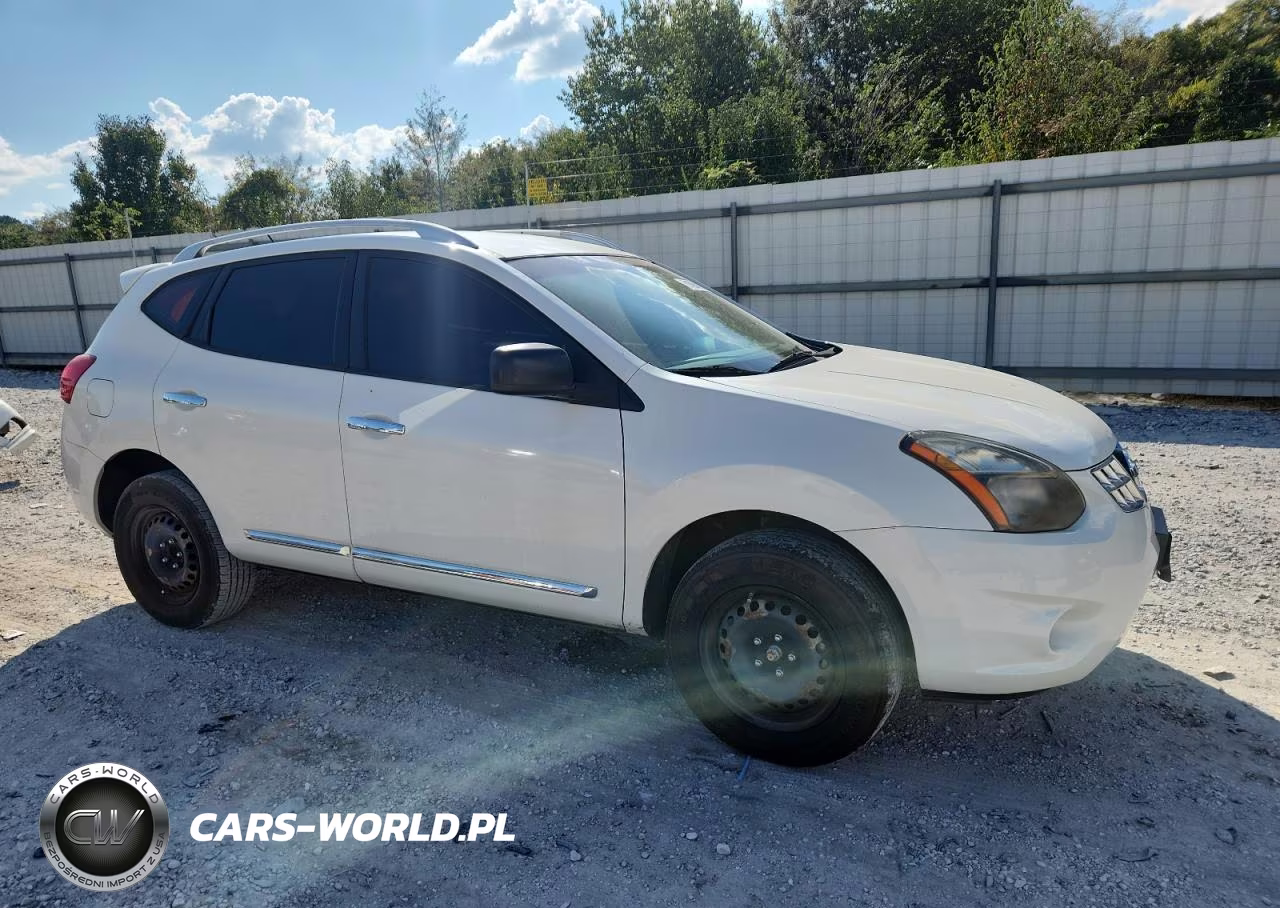 2015 Nissan Rogue Select S VIN:JN8AS5MT3FW151666 - 4