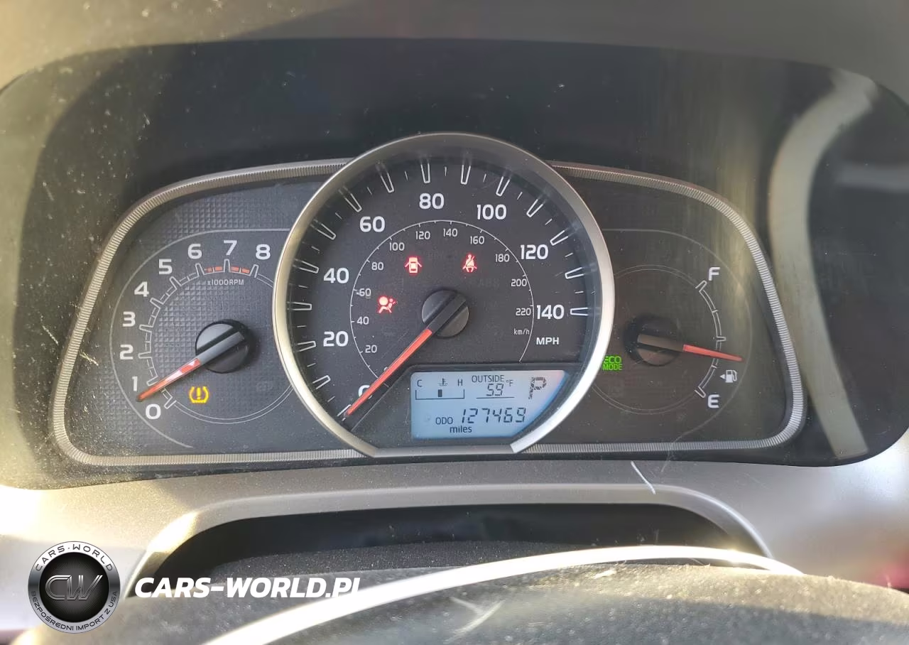 2015 Toyota Rav4 Le VIN:JTMBFREV1FJ047363 - 9