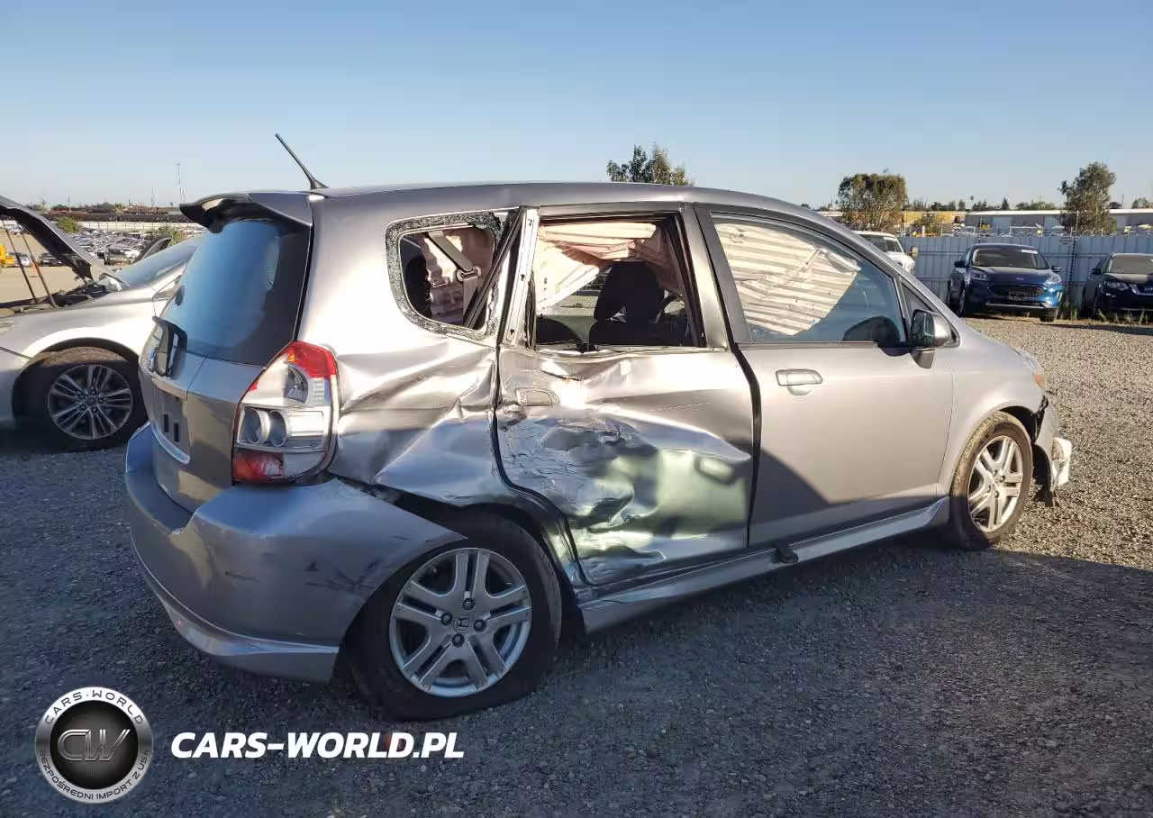 2008 Honda Fit Sport VIN:JHMGD38618S030071 - 3