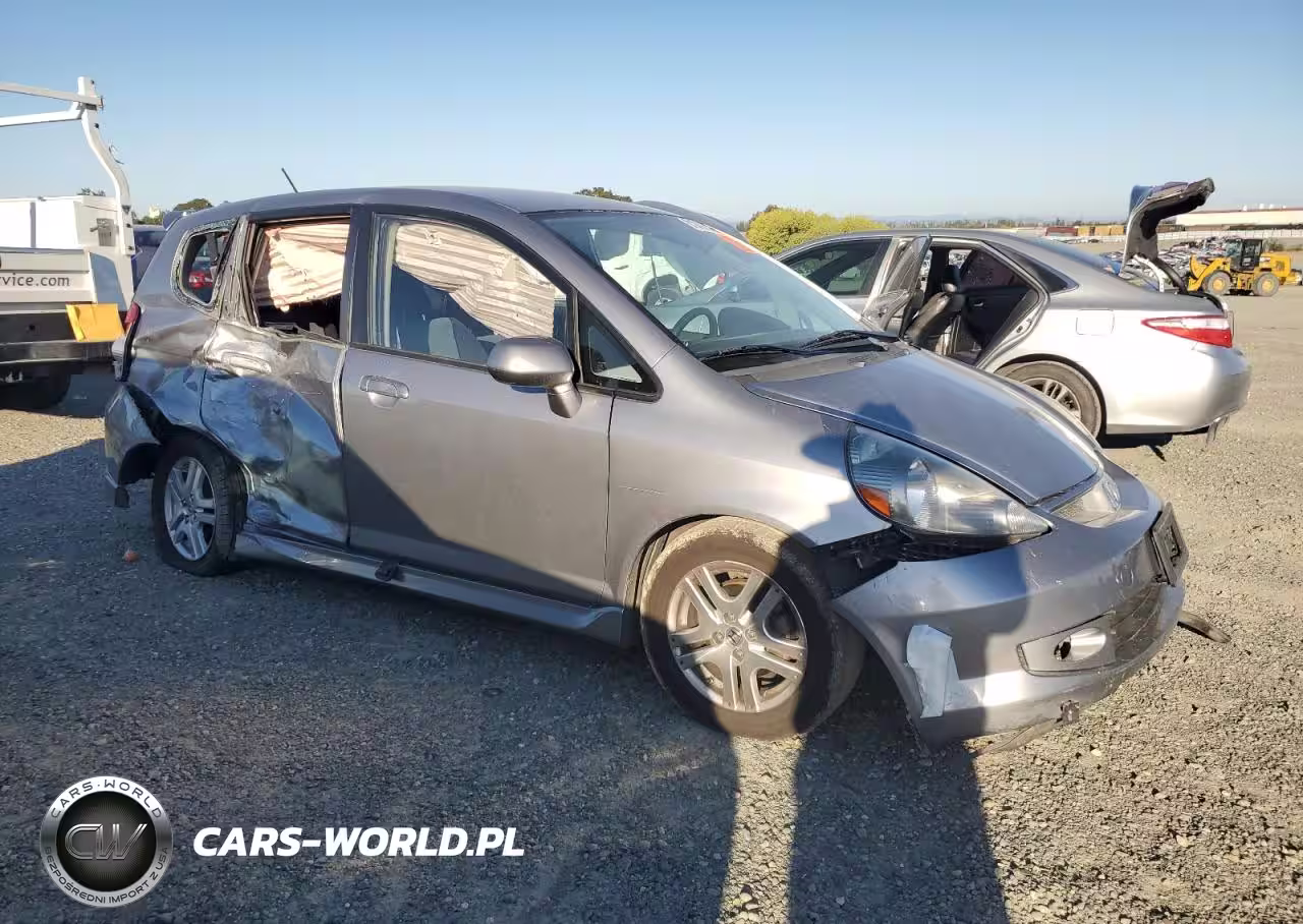 2008 Honda Fit Sport VIN:JHMGD38618S030071 - 4