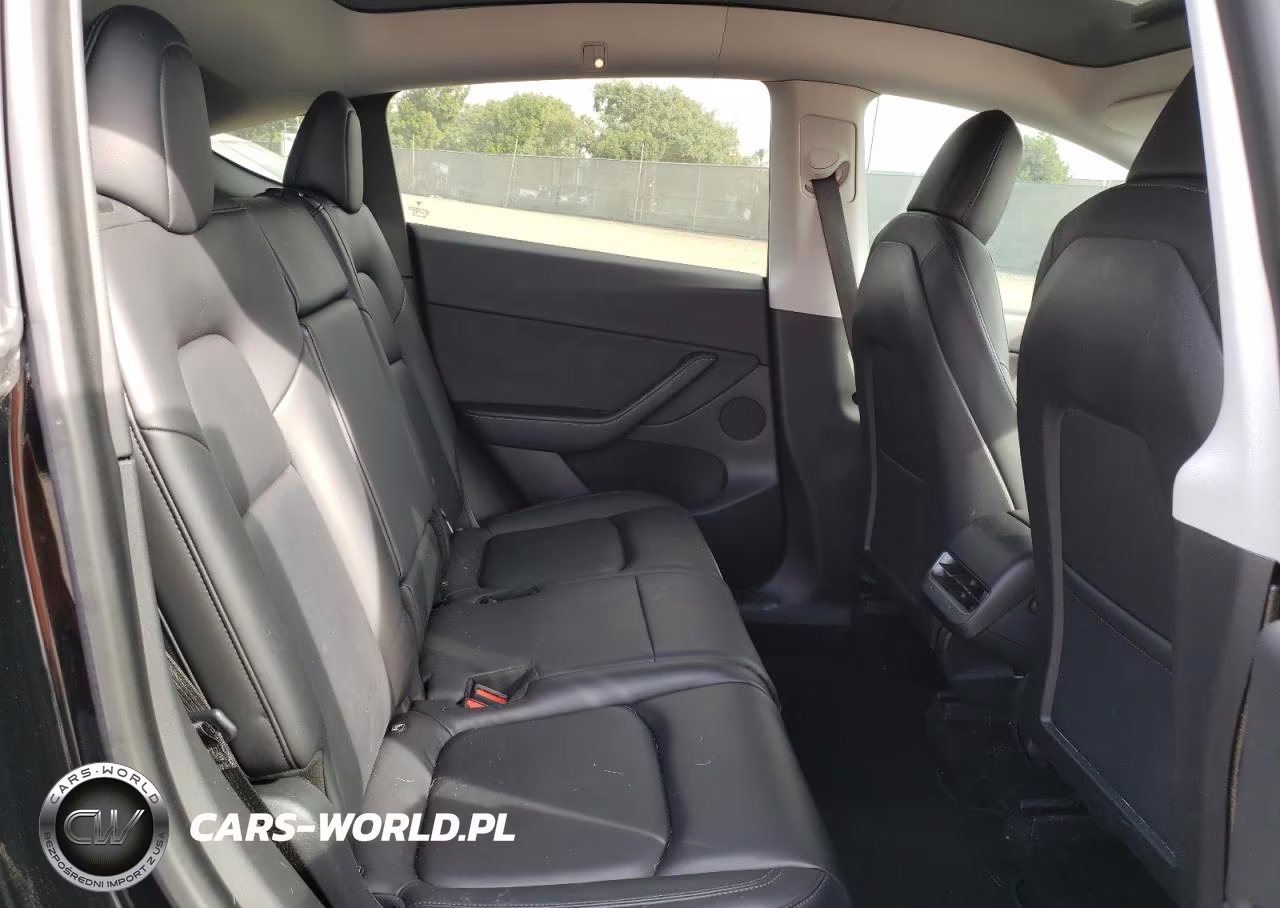 TESLA MODEL Y VIN:5YJYGAEE9MF137910 - 11