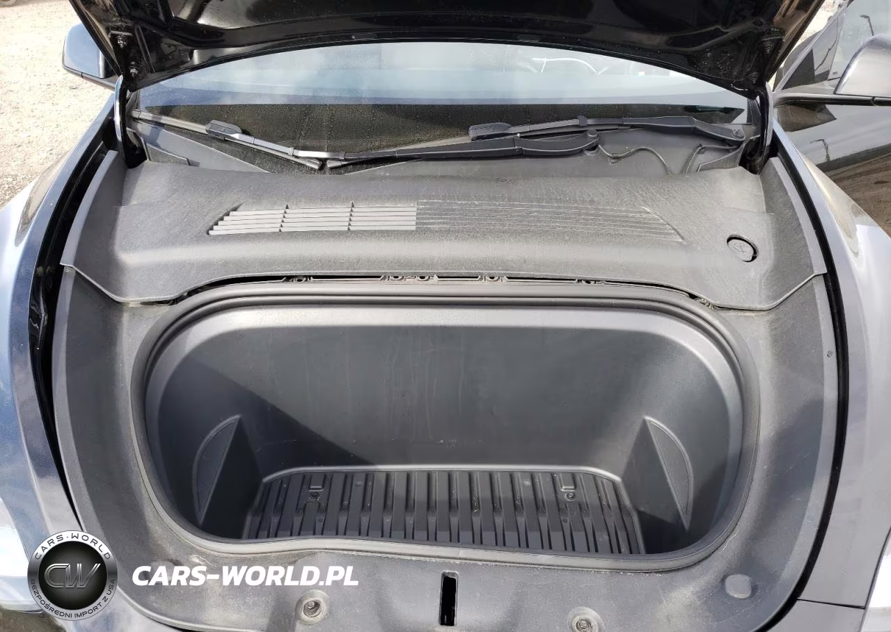TESLA MODEL Y VIN:5YJYGAEE9MF137910 - 12