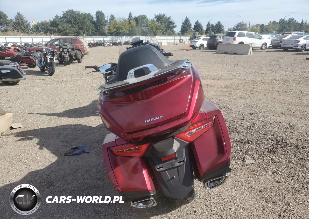 2018 Honda Gl1800 VIN:JH2SC790XJK000239 - 4