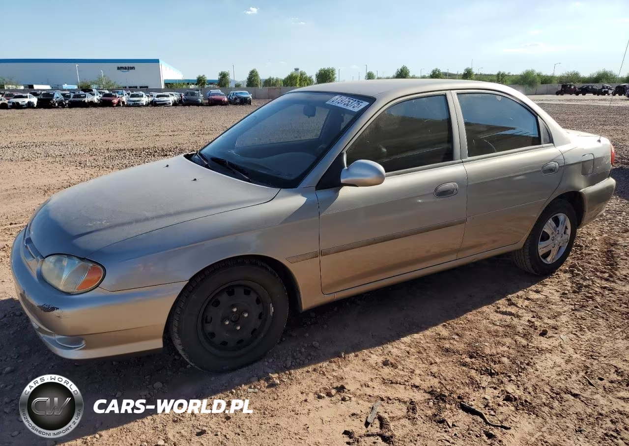 1999 Kia Sephia Base – zdjęcie 1 z 12