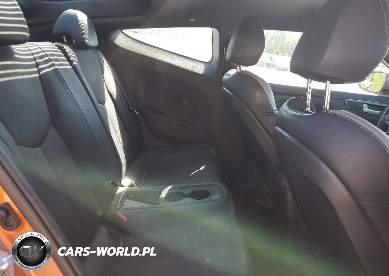 2016 Hyundai Veloster Turbo VIN:KMHTC6AE9GU257173 - 11