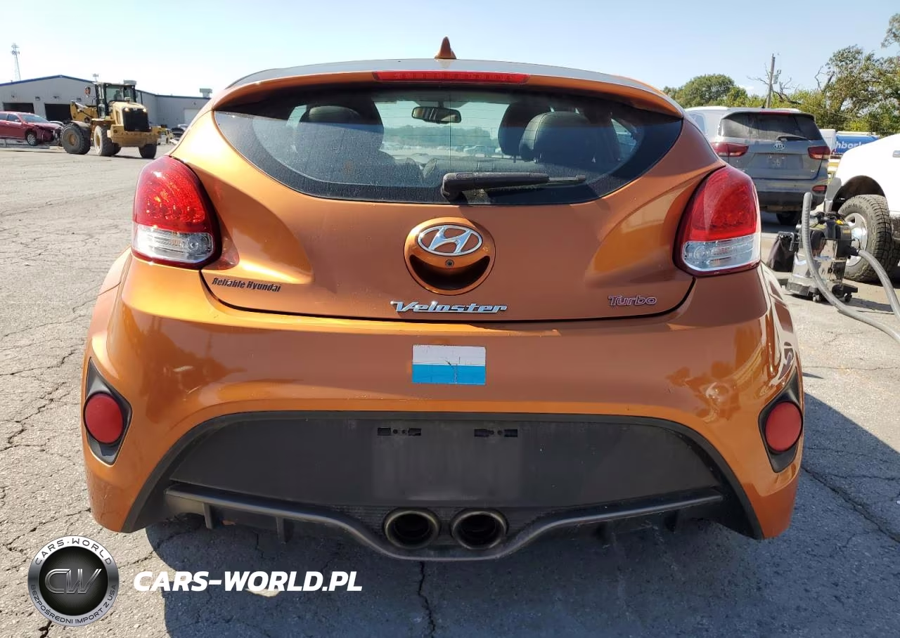 2016 Hyundai Veloster Turbo VIN:KMHTC6AE9GU257173 - 6