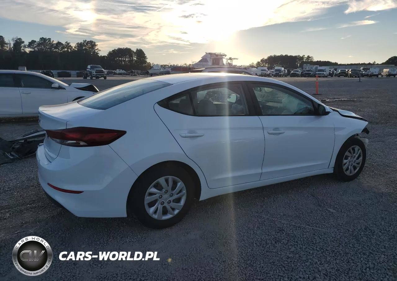 2018 Hyundai Elantra Se VIN:5NPD74LF2JH228235 - 3