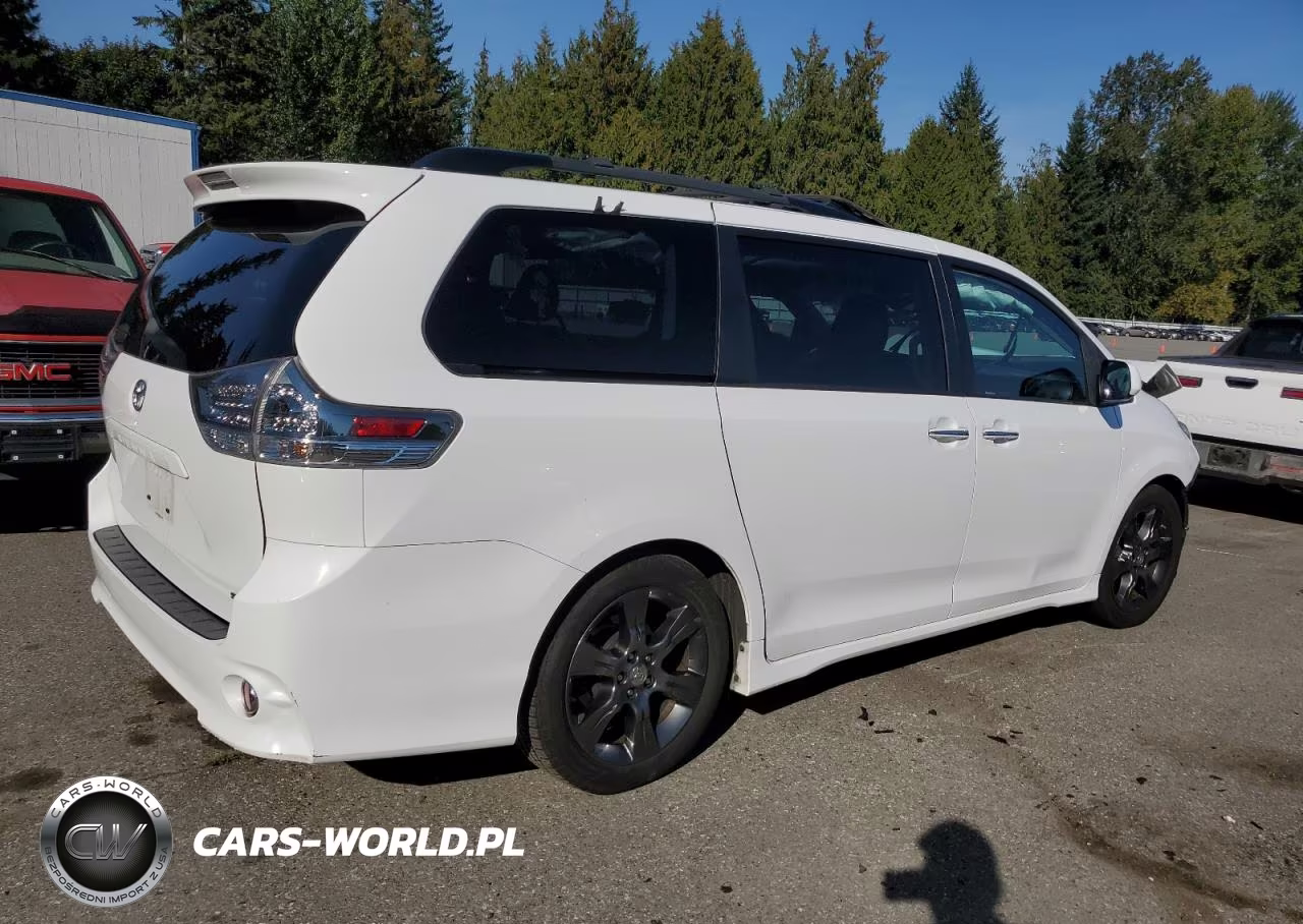 2016 Toyota Sienna Se VIN:5TDXK3DC8GS734374 - 3