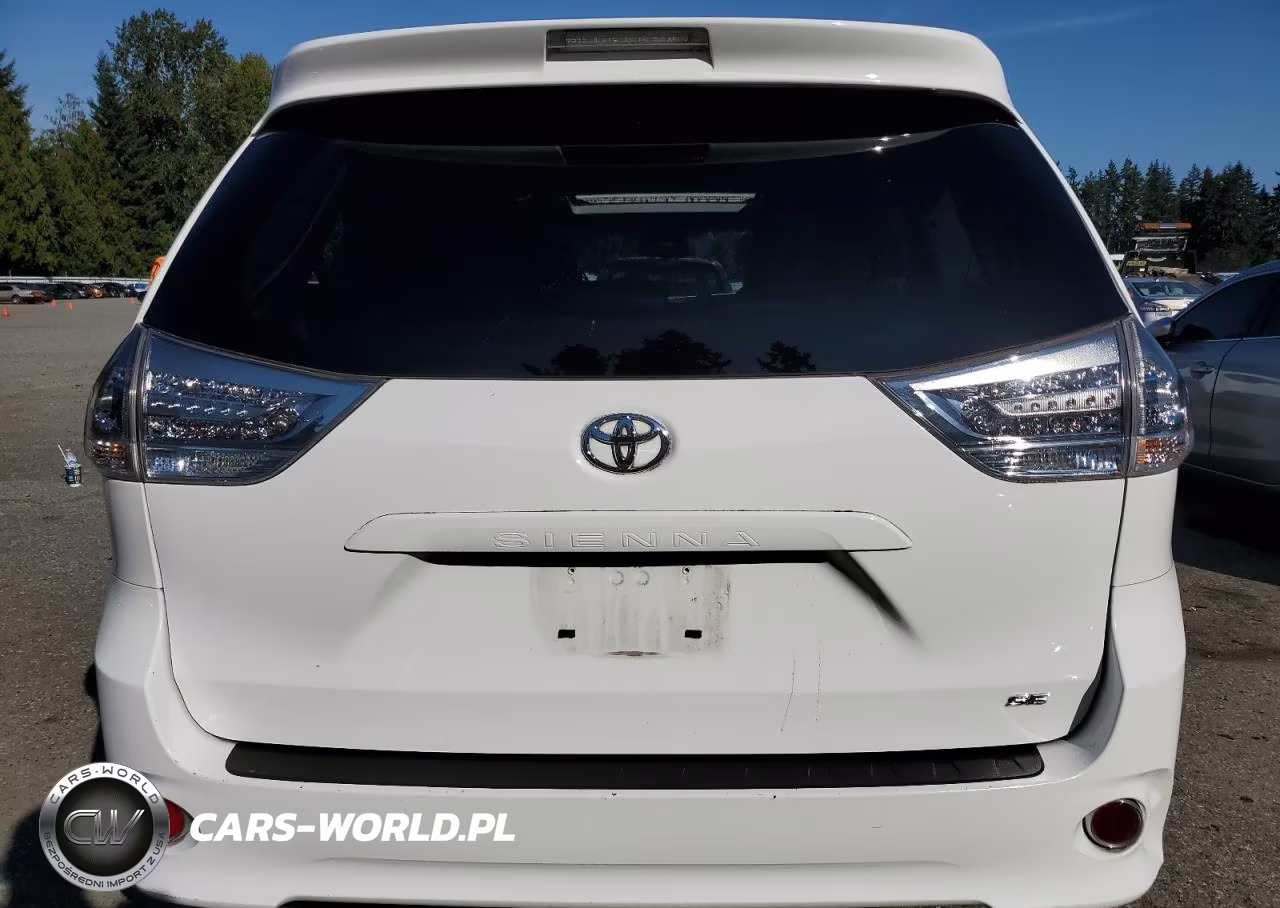 2016 Toyota Sienna Se VIN:5TDXK3DC8GS734374 - 6