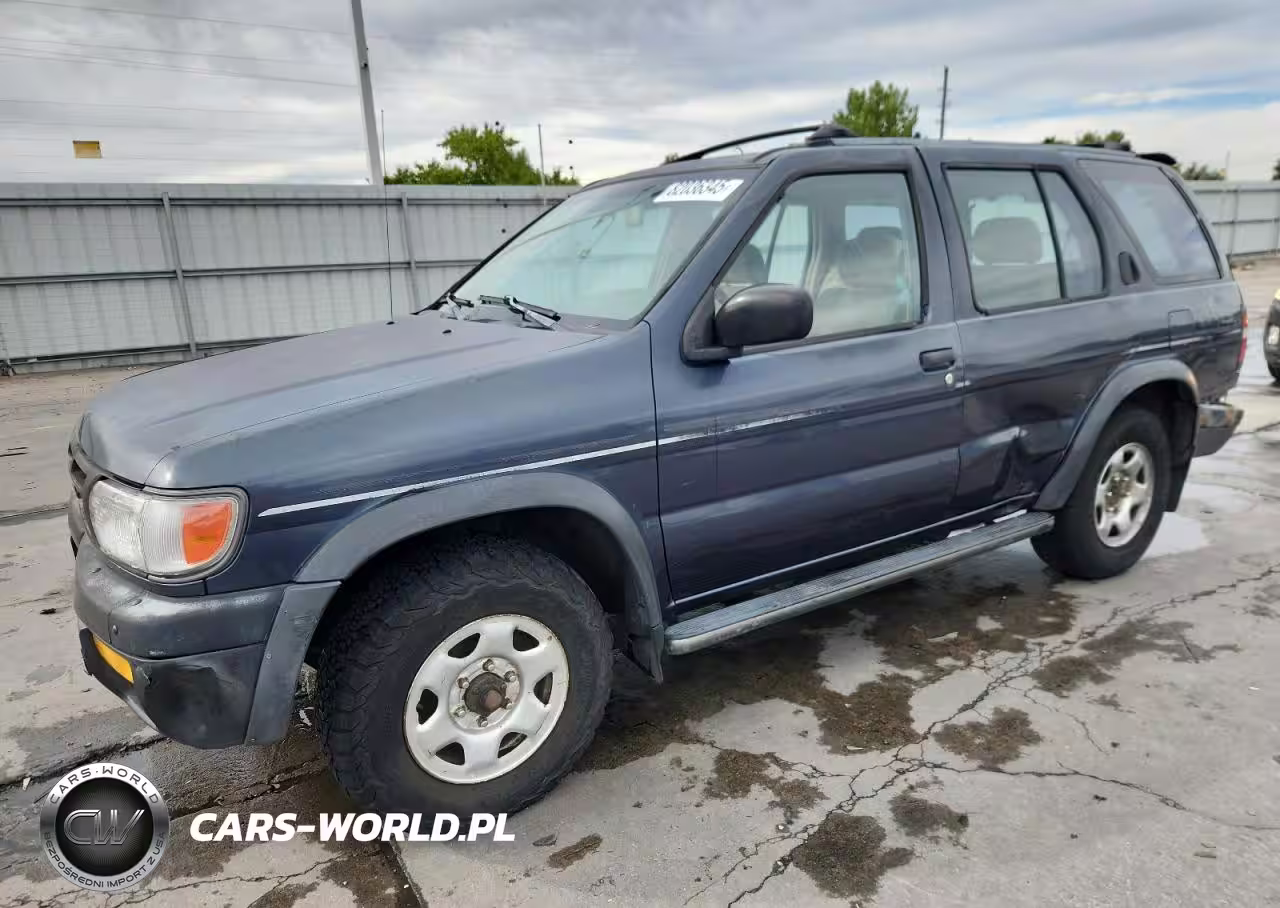 1997 Nissan Pathfinder Le