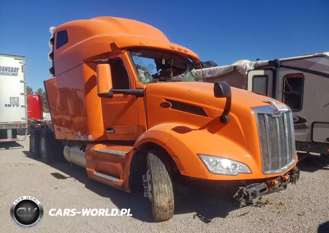 2022 Peterbilt 579 Semi Truck