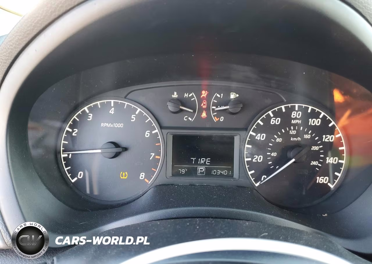 2016 Nissan Sentra S VIN:3N1AB7AP2GY241421 - 9
