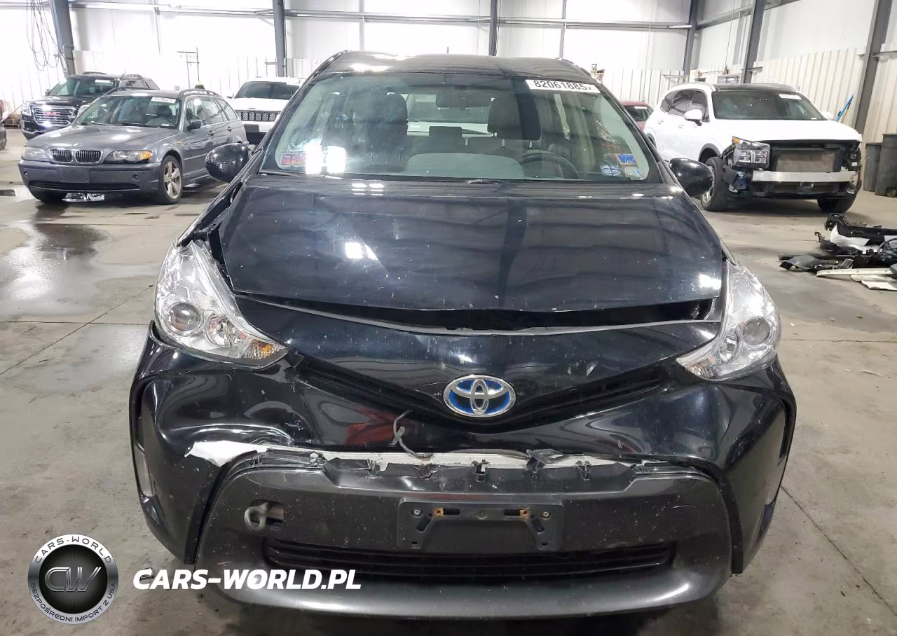 2015 Toyota Prius V Three VIN:JTDZN3EU3FJ028366 - 5