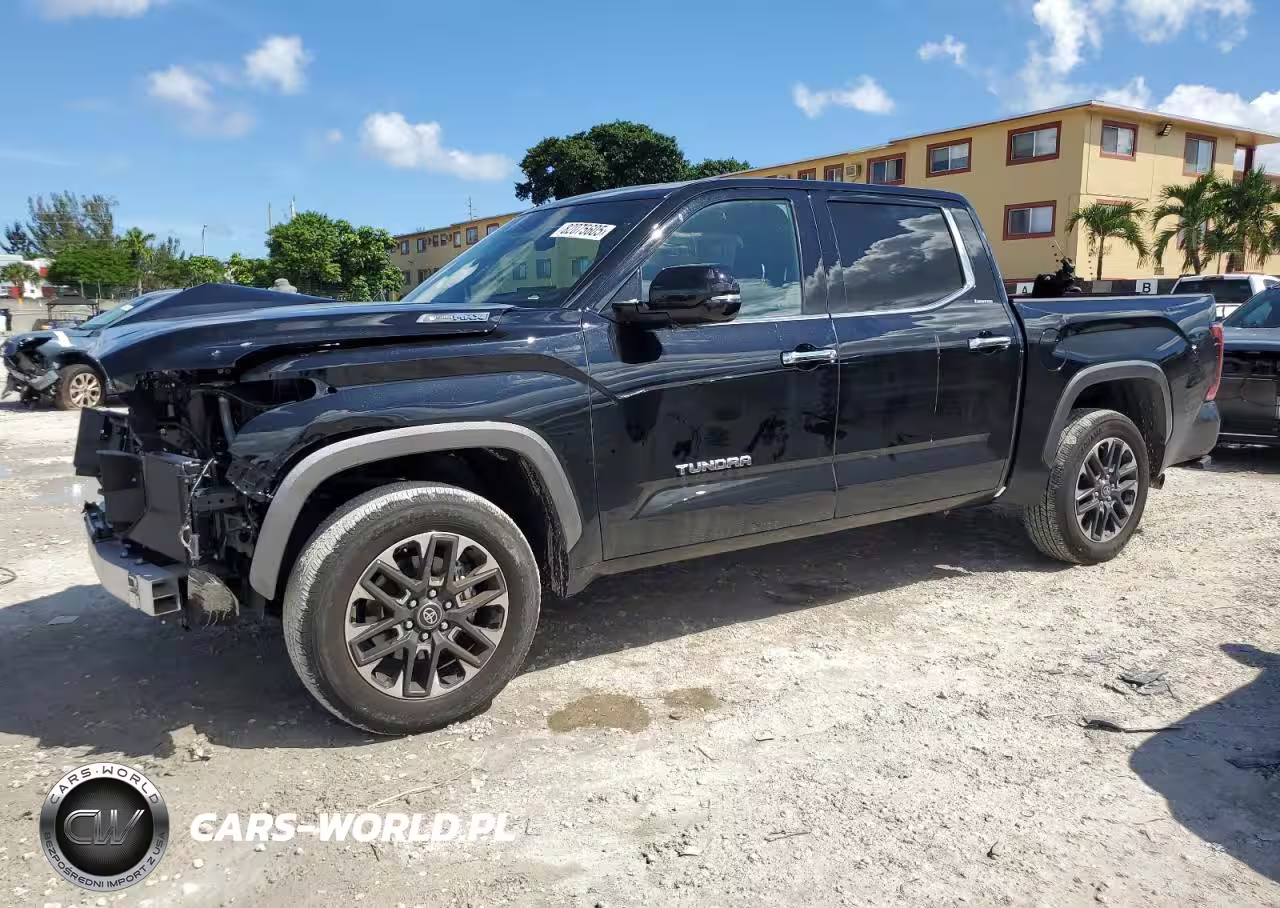 2025 Toyota Tundra Crewmax Limited