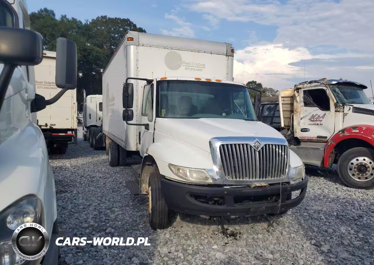 2003 International 4000 4300