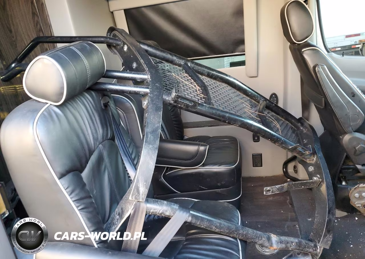 2018 Mercedes-Benz Sprinter 3500 VIN:WDAPF4CCXJP646555 - 13