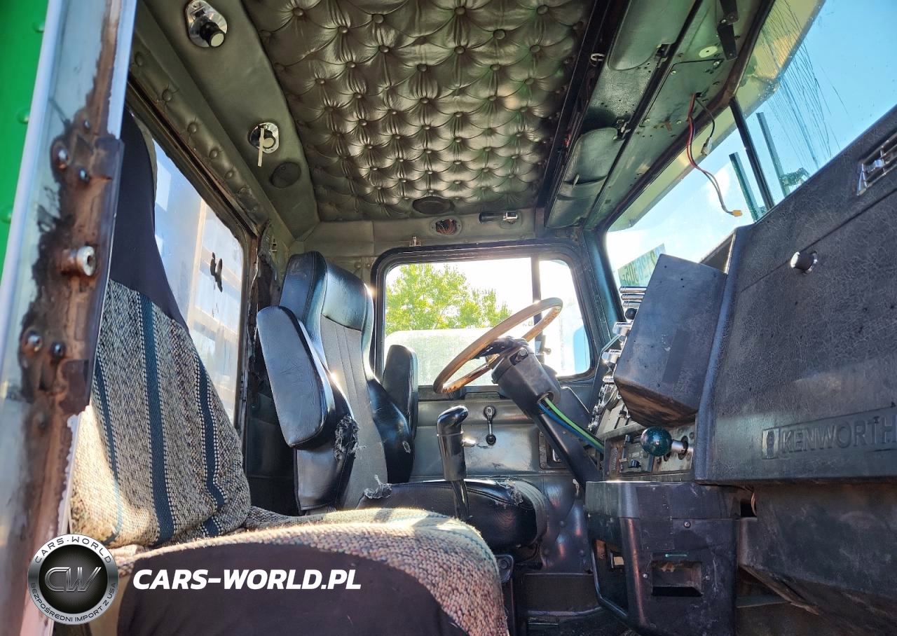 1999 Kenworth W900 Semi Truck VIN:1XKWD69X4XR821226 - 5