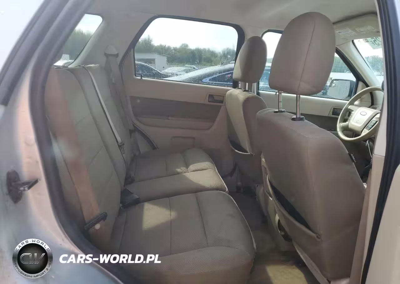 2010 Ford Escape Xlt VIN:1FMCU0D74AKB00919 - 10