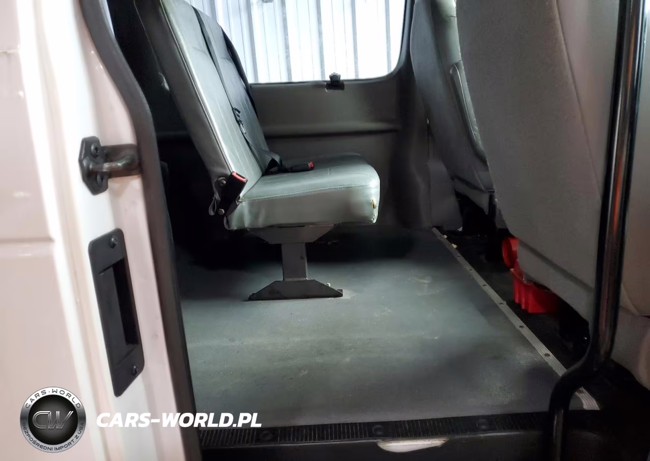 2012 Ford Econoline E250 Van VIN:1FTNE2EW9CDB09036 - 11