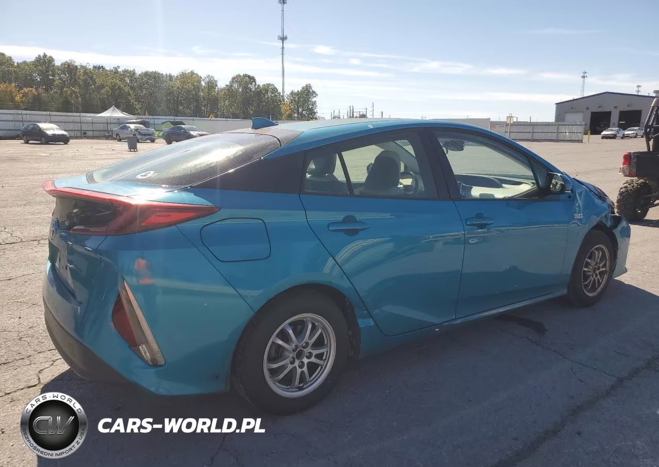 2018 Toyota Prius Prime VIN:JTDKARFP4J3076139 - 3