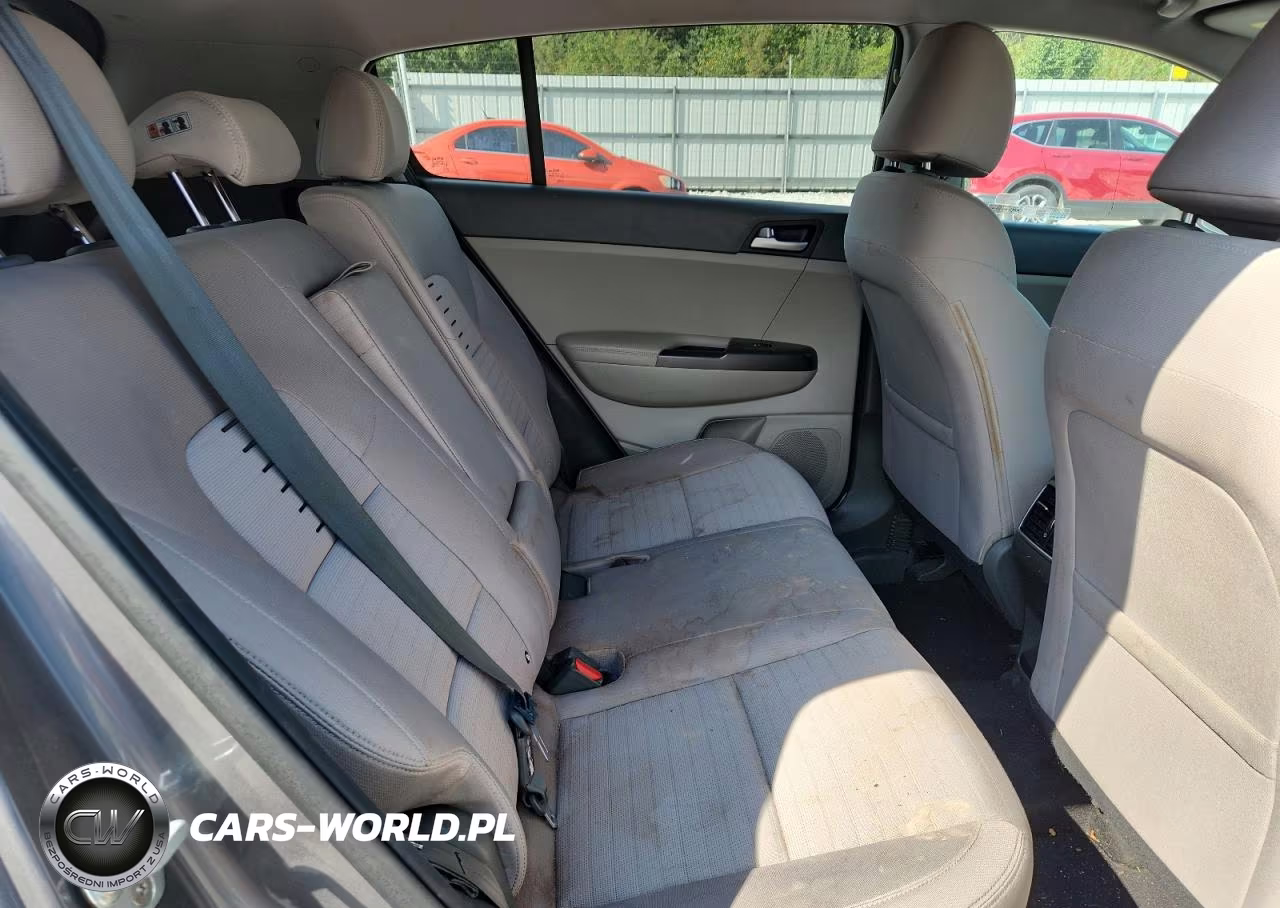 2018 Kia Sportage Lx VIN:KNDPM3ACXJ7373004 - 11