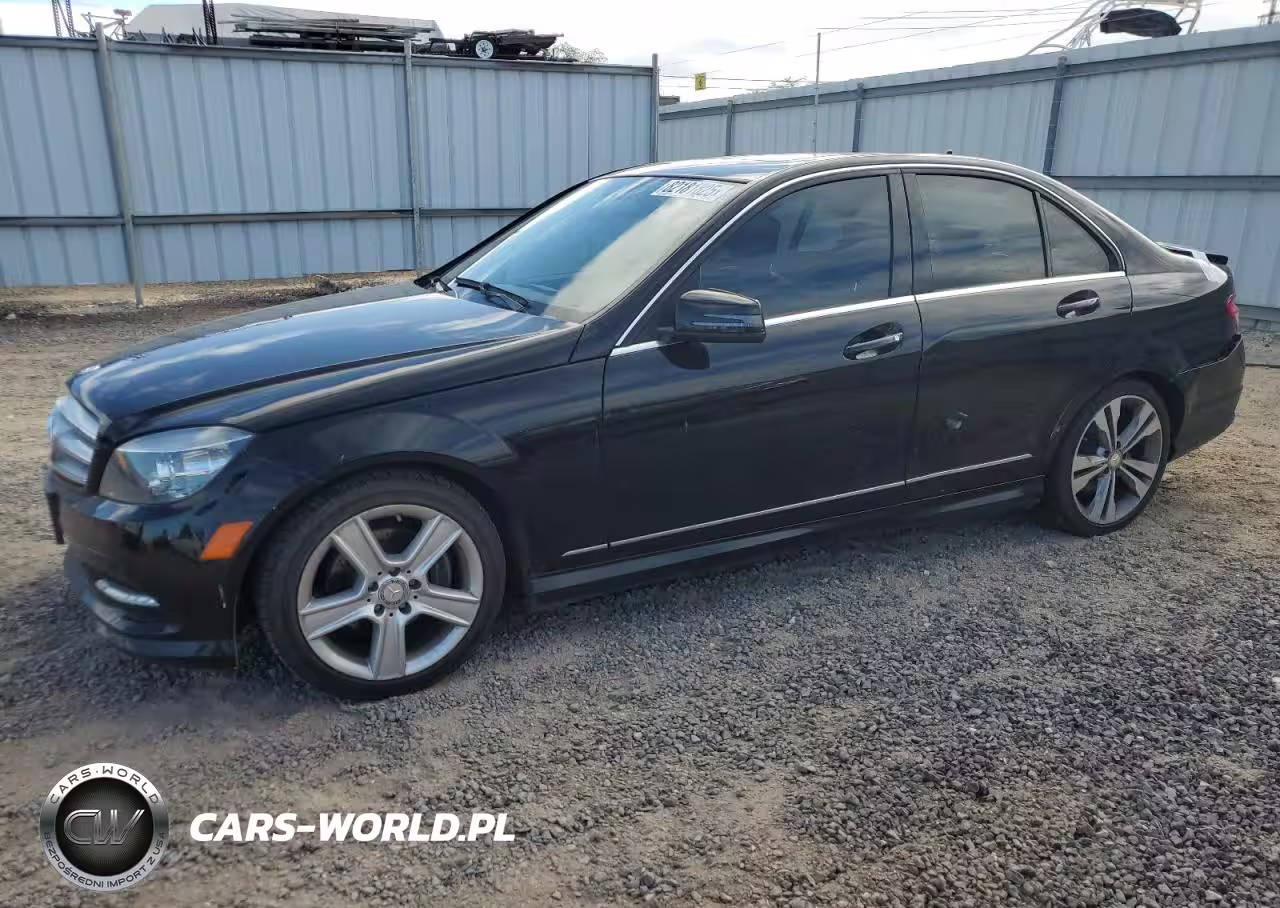 2011 Mercedes-Benz C 300