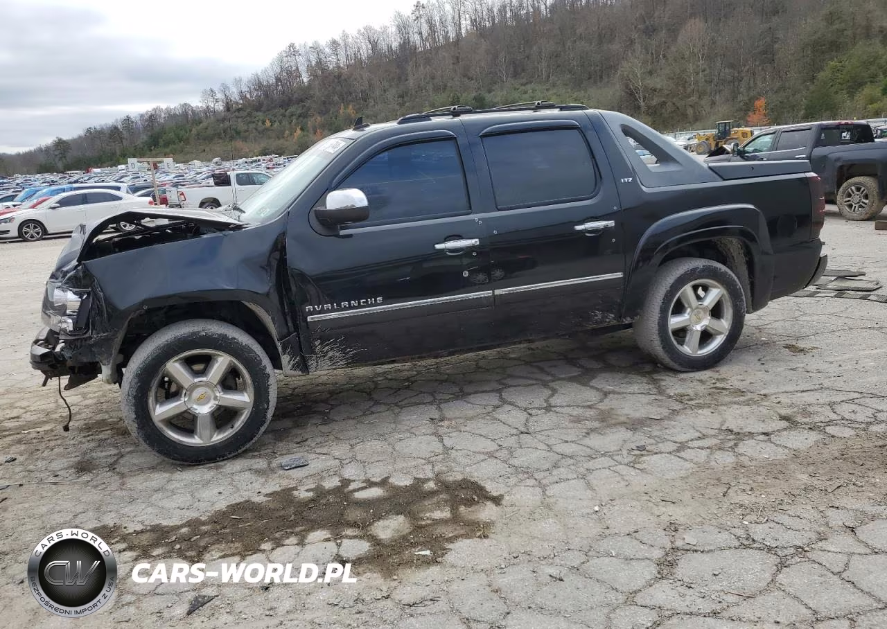 2011 Chevrolet Avalanche Ltz VIN:3GNTKGE35BG134818 - 1