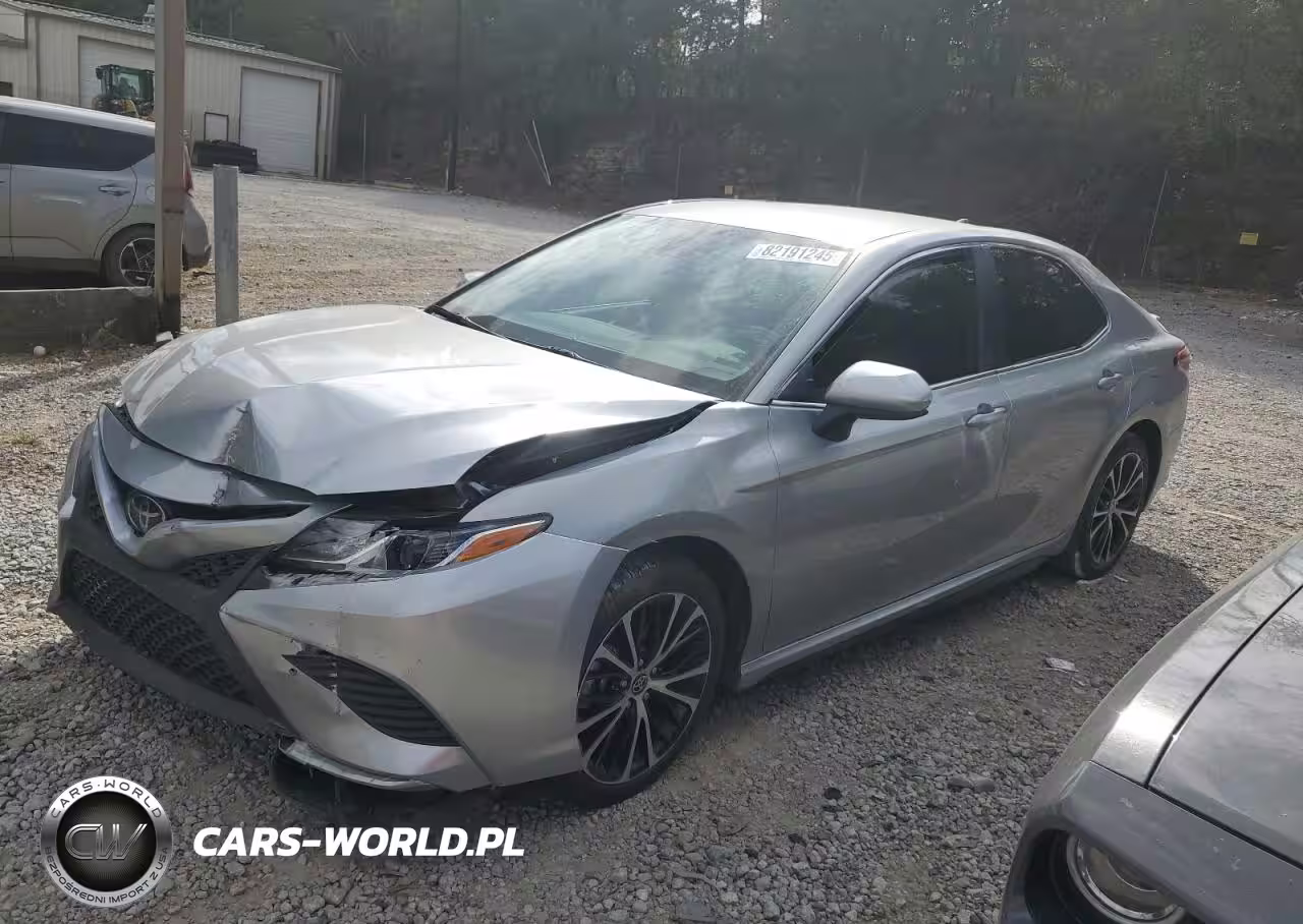 2020 Toyota Camry Se