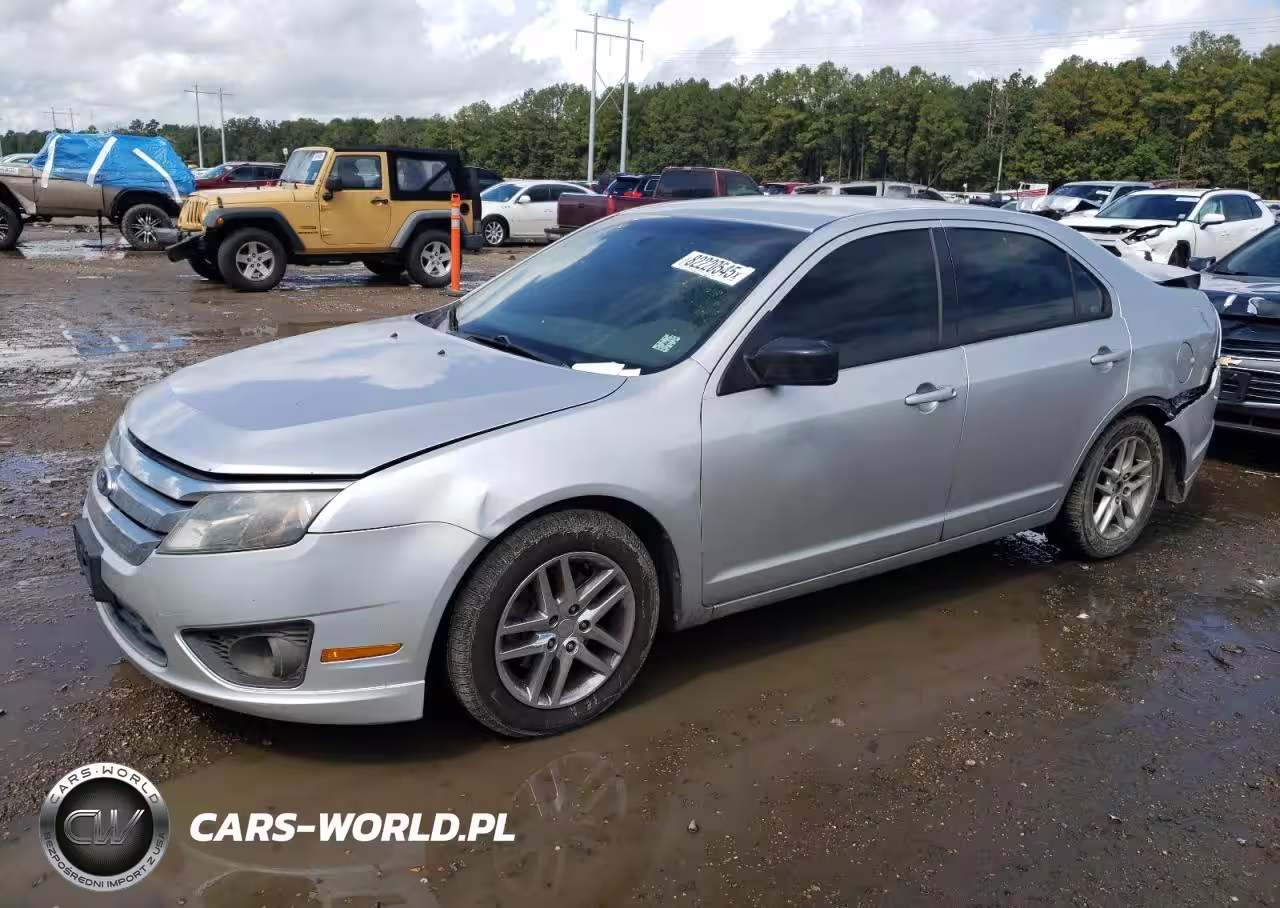 2011 Ford Fusion S
