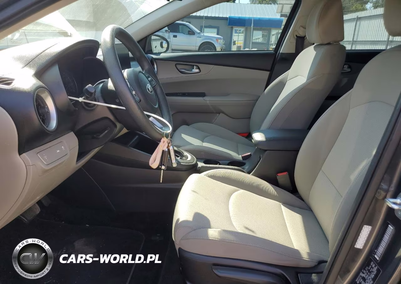 KIA FORTE FE VIN:3KPF24AD6ME377992 - 7