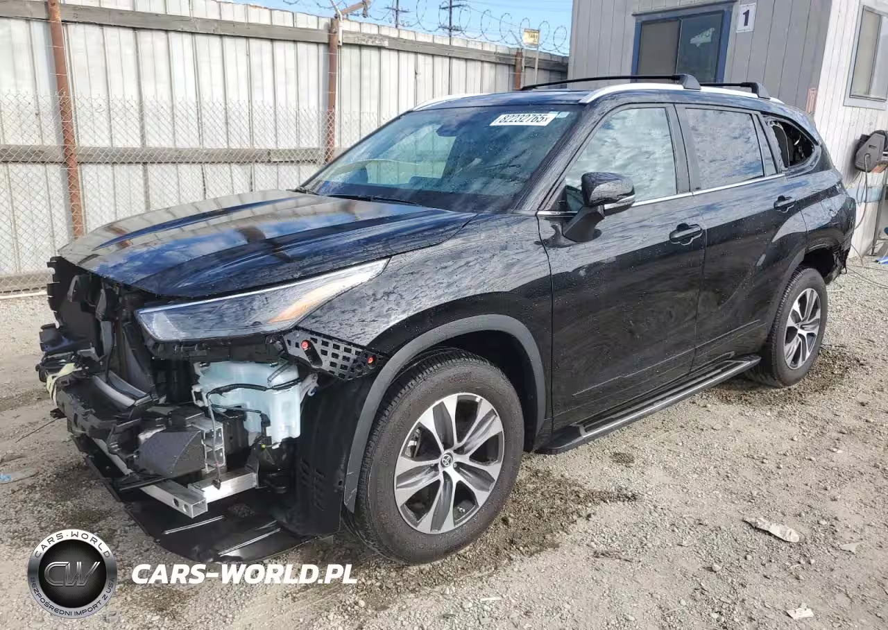 2023 Toyota Highlander L