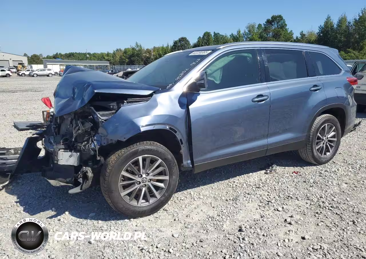 2019 Toyota Highlander Se