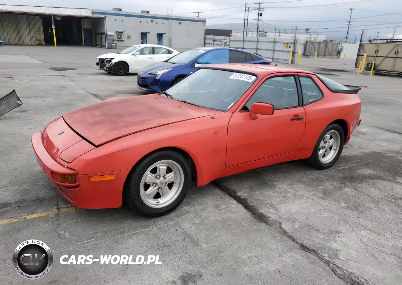 PORSCHE