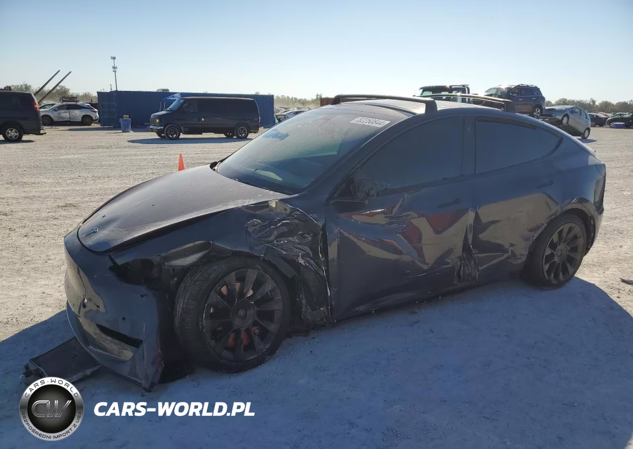 2022 Tesla Model Y – zdjęcie 1 z 13